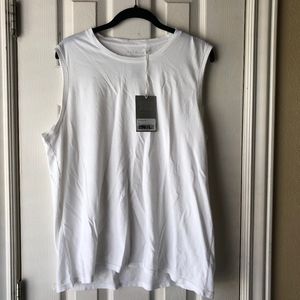 Everlane muscle tank